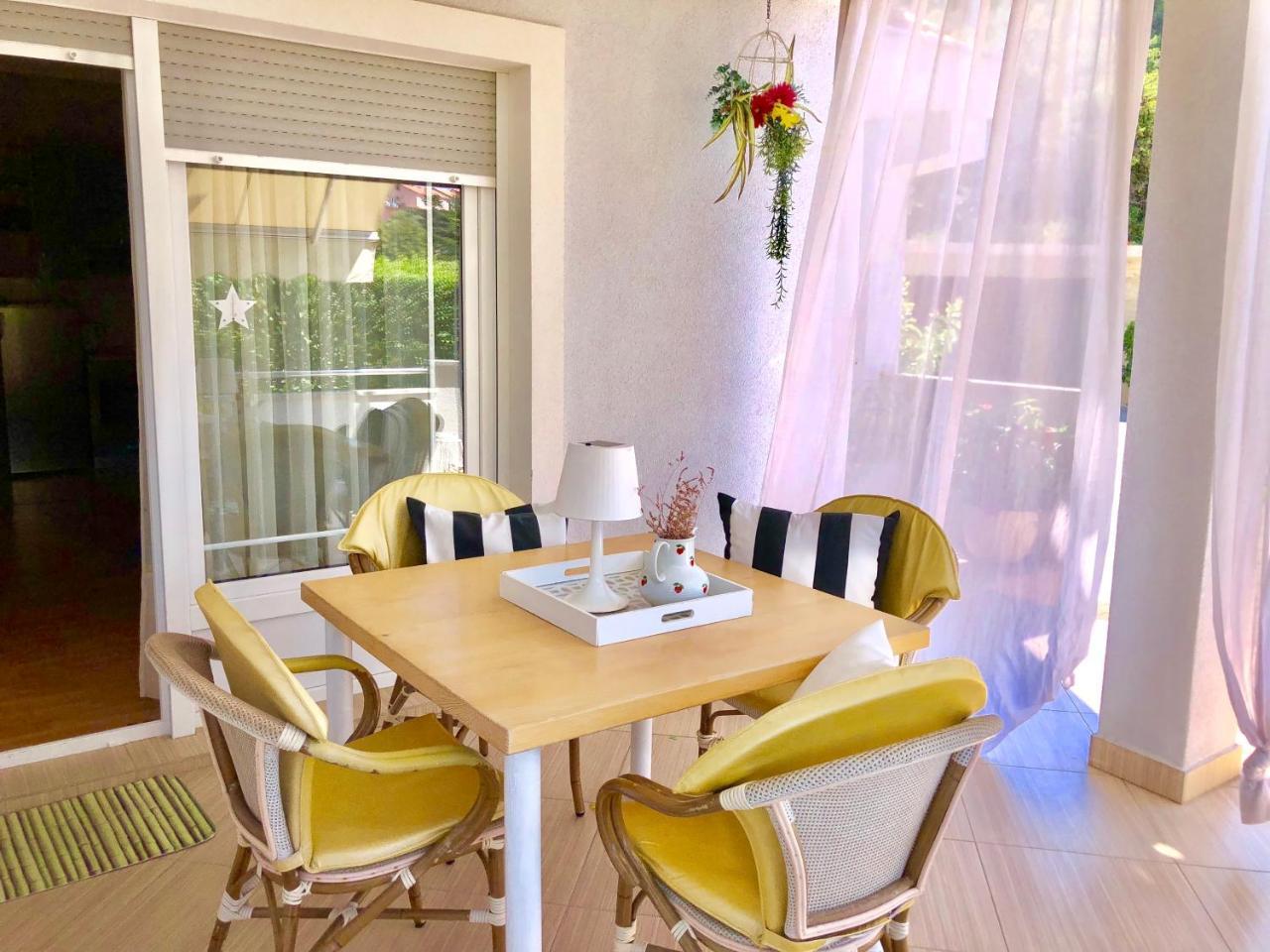 Apartment Natasa Palit Bagian luar foto
