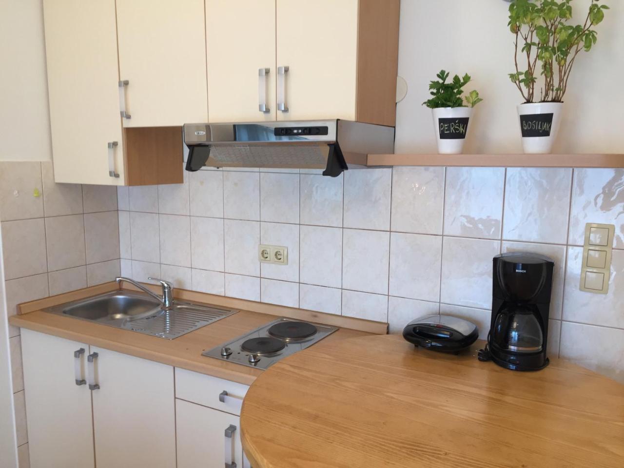 Apartment Natasa Palit Bagian luar foto